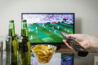 Suomi siirtyy teräväpiirtoaikaan